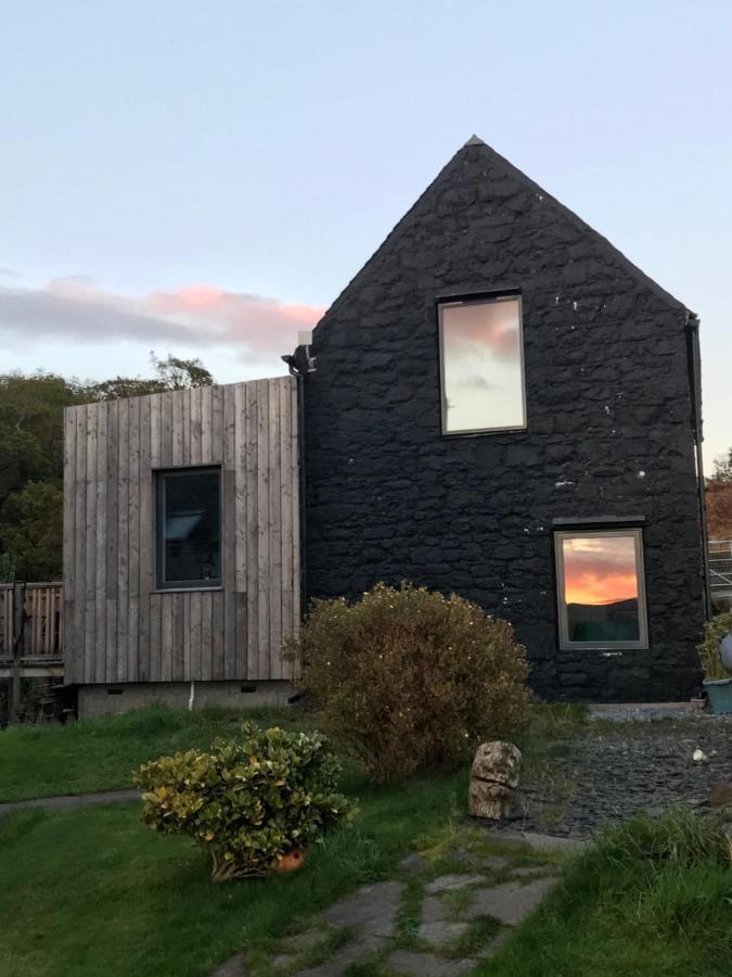 Mill House Steading Overlooking The Sea And Mull Bonnavoulin Exterior foto